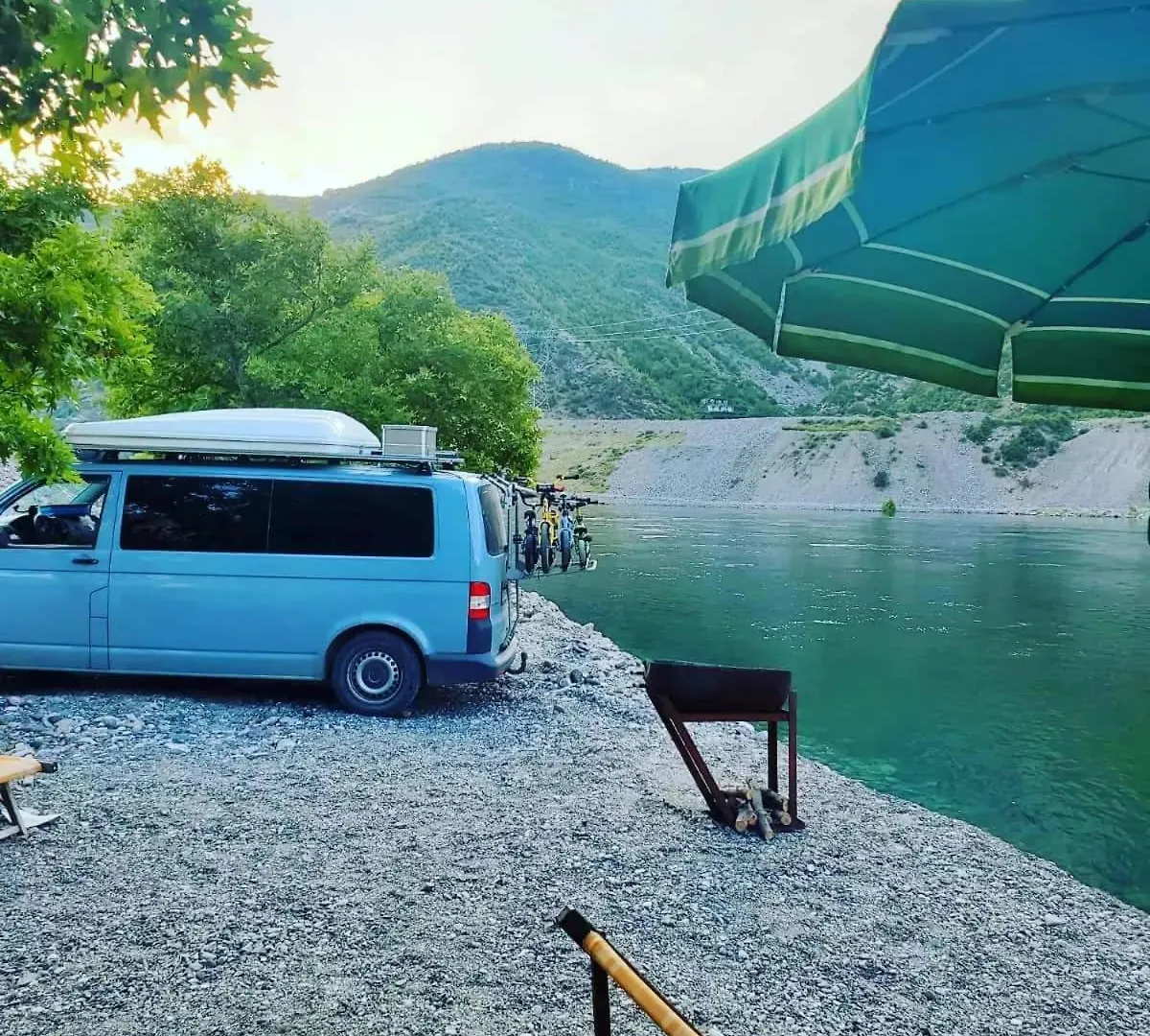 Campeggio I Love Koman Camping Shkodër Albania